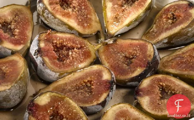Fichi al forno con cannella e miele