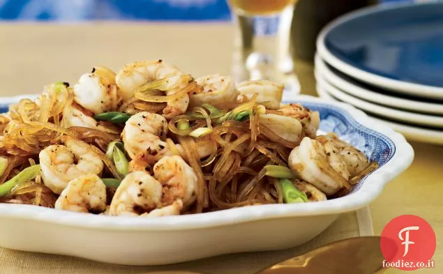 Gamberetti del Sichuan scottati in padella con noodles di fagioli Mung