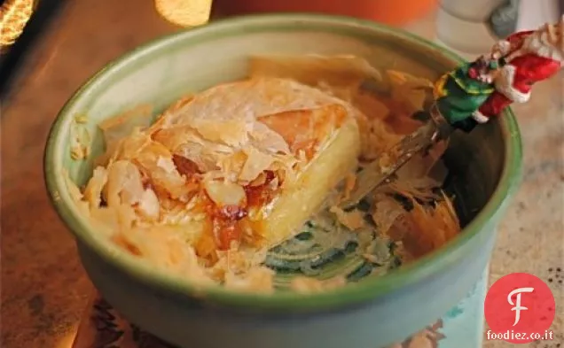 Brie al Forno In Filo Con Confettura e Mandorle