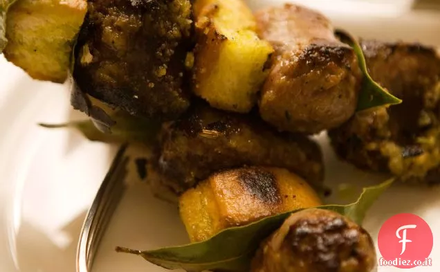 Salsiccia, Pane e Fegato di Pollo Spiedini