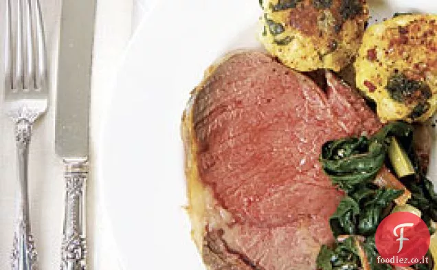 Arrosto di costine in crosta di erbe e sale con salsa di spugnole