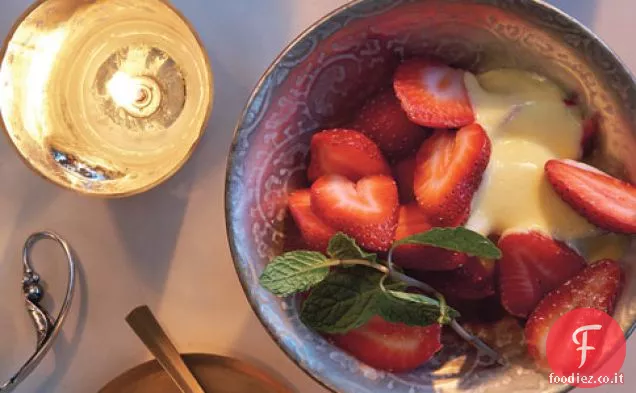Fragole a fette con Zabaione Grand Marnier