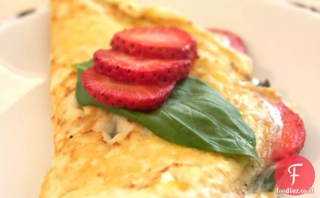 Frittata con Formaggio Brie, Basilico e Fragole