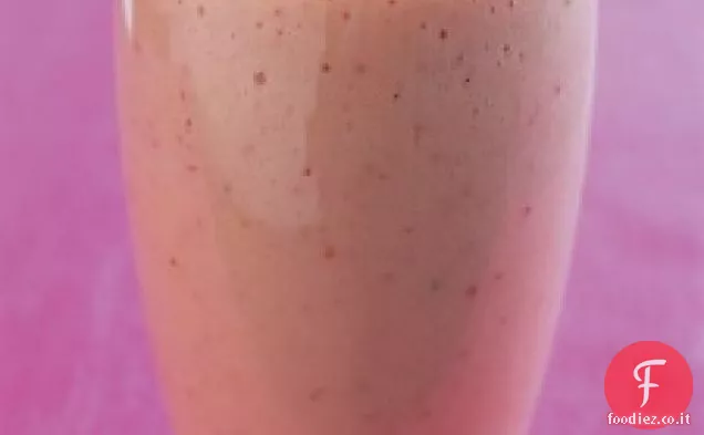 Frullato di pesche e fragole