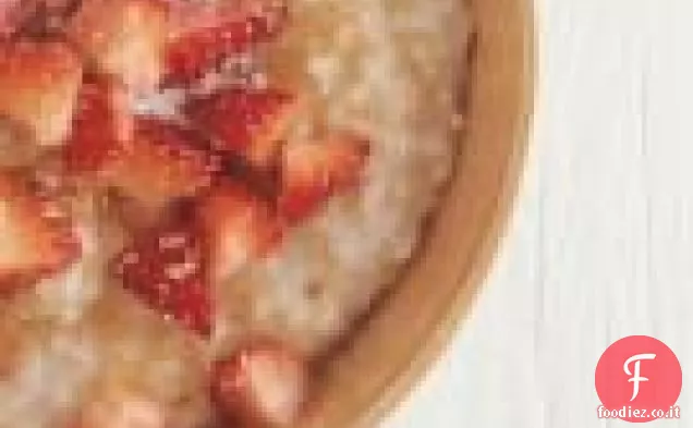 Porridge irlandese con fragole e panna