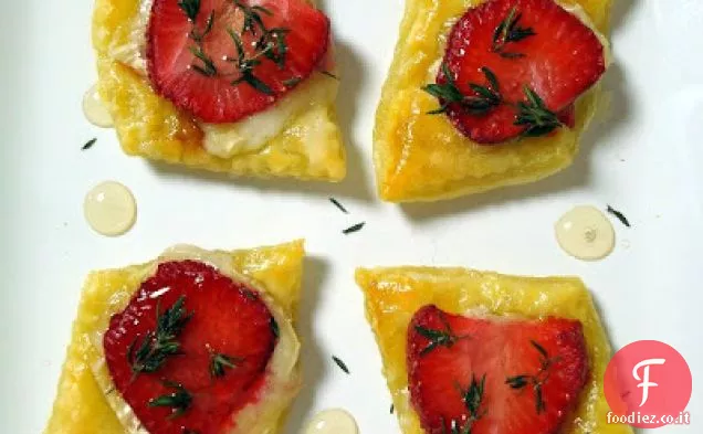 Tartellette di Brie alla fragola