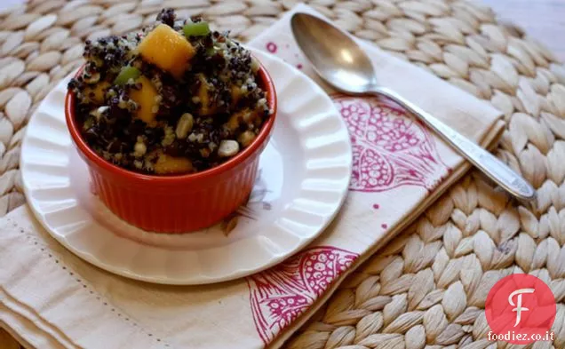 Quinoa Fagioli neri Insalata di mango