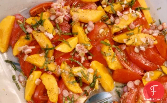 Insalata di pomodoro e mango piccante
