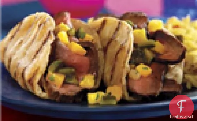 Tacos di bistecca alla griglia con Poblano-Salsa di mango