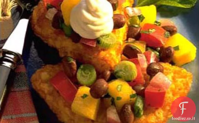 Tortini di patate con fagioli neri e salsa di mango