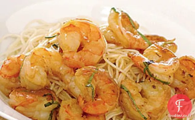 Gamberi saltati con arancia, basilico e Pernod