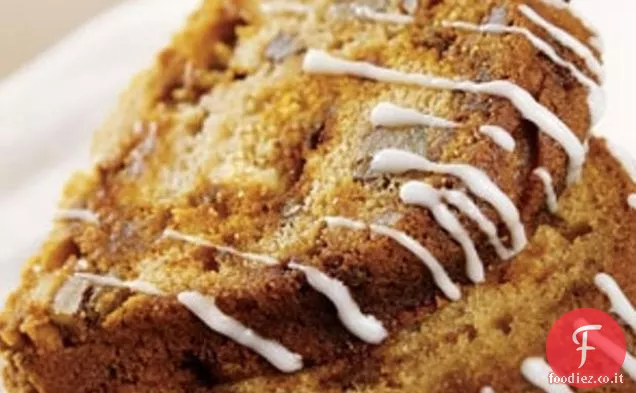 Torta al caffè con salsa di mele alla cannella