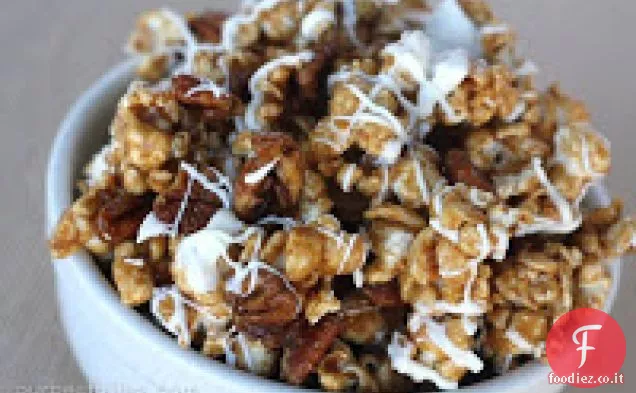 Cannella Caramello Mais con noci Pecan e cioccolato bianco {aka Cinna