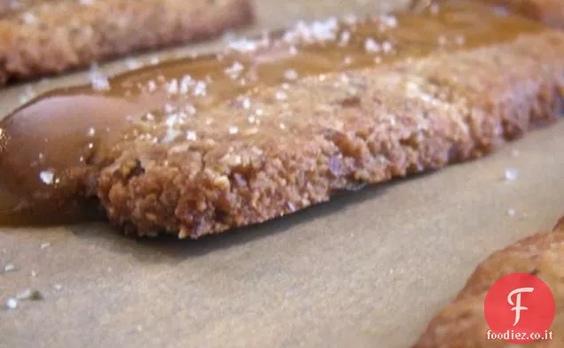 Pasta frolla senza cereali con caramello salato