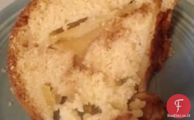 Torta di caffè all'uvetta di mele