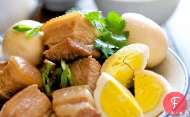 Vietnamita brasato di maiale e uova in Caramello Ricetta-Thit Heo Kho
