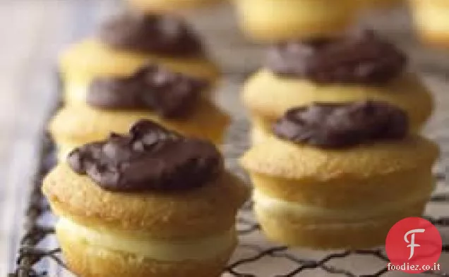 Torta di crema di Boston Minis
