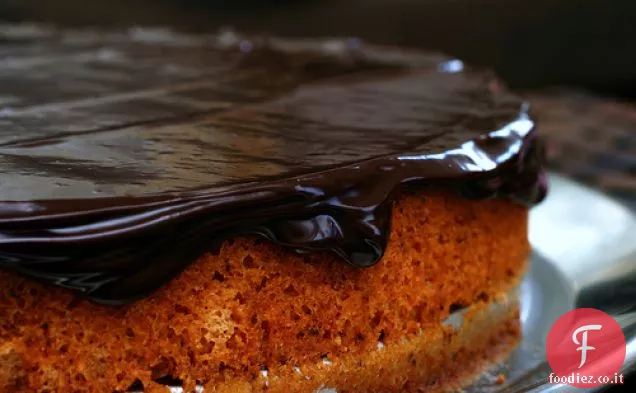 Torta al burro marrone nocciola