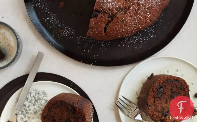 Salsa di mele-Torta al cioccolato con gocce di cioccolato