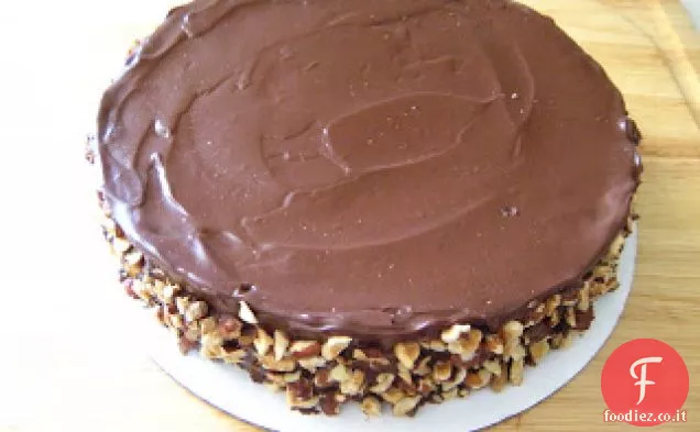Torta al Cioccolato senza farina con Ganache e Nocciole