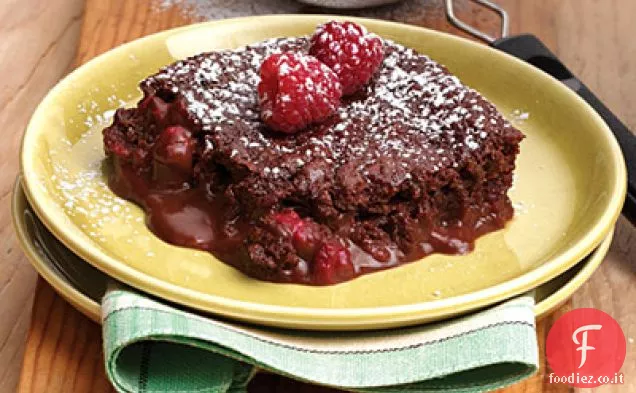 Torta di budino al cioccolato e lamponi