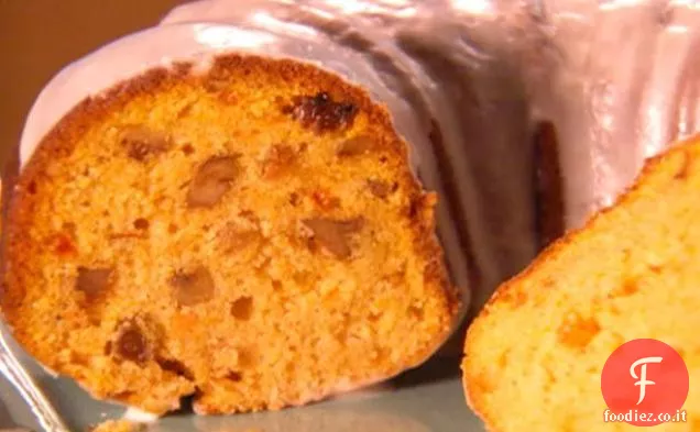Torta di patate dolci con glassa al rum speziata e burrata