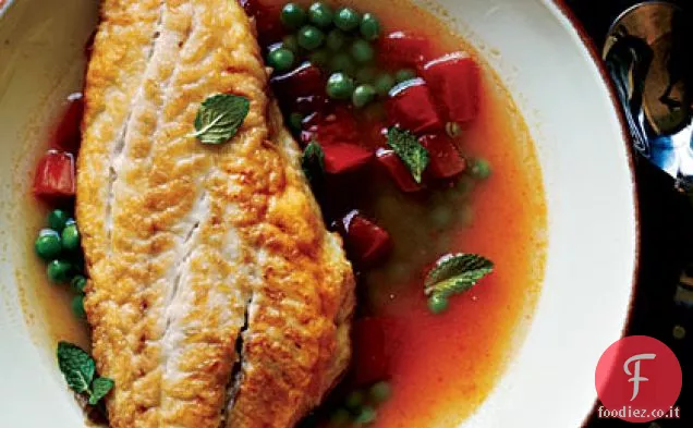 Snapper in brodo di pomodoro