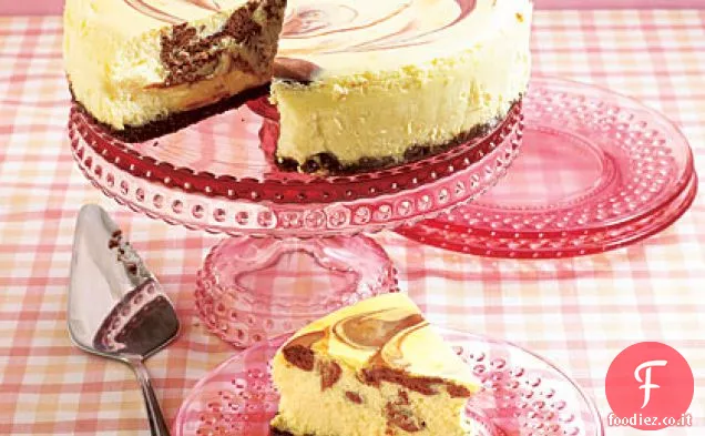 Cheesecake in marmo bianco e nero