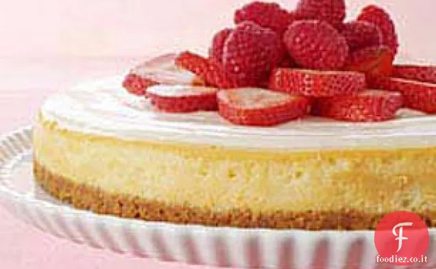 Cheesecake ai frutti di bosco in fiore
