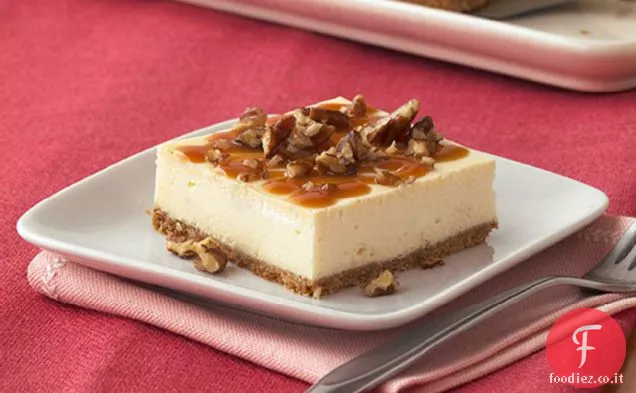 PHILADELPHIA Caramello-Pecan Cheesecake