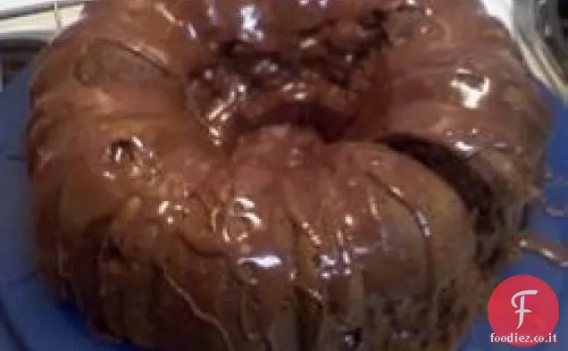 Facile torta al cioccolato con gocce di libbra