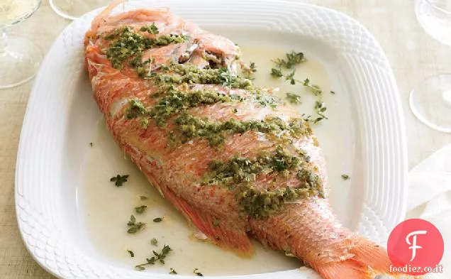 Snapper rosso intero alla griglia