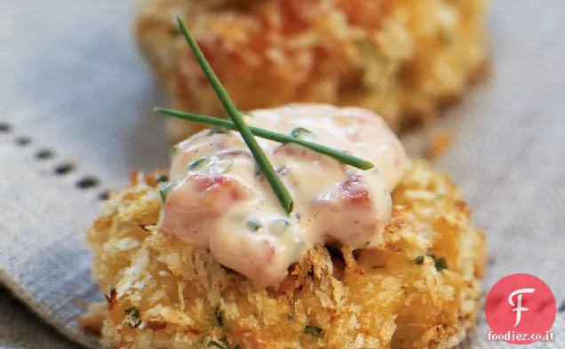 Panko-crusted Crab Cake Bites con pepe arrosto-Erba cipollina Aioli