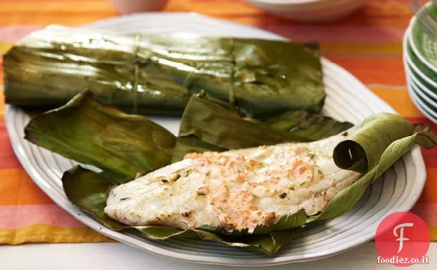 Snapper rosso alla griglia con salsa di peperoncino rosso arrosto