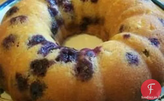 Torta al caffè con panna acida ai mirtilli