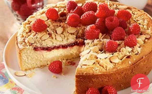 Torta al caffè con doppia crema al limone e lampone