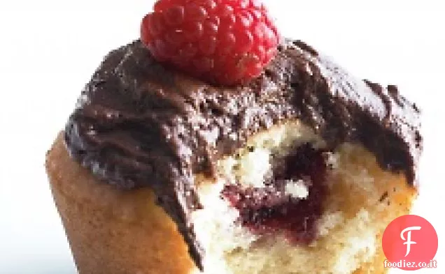 Cupcakes di marmellata con glassa al cioccolato
