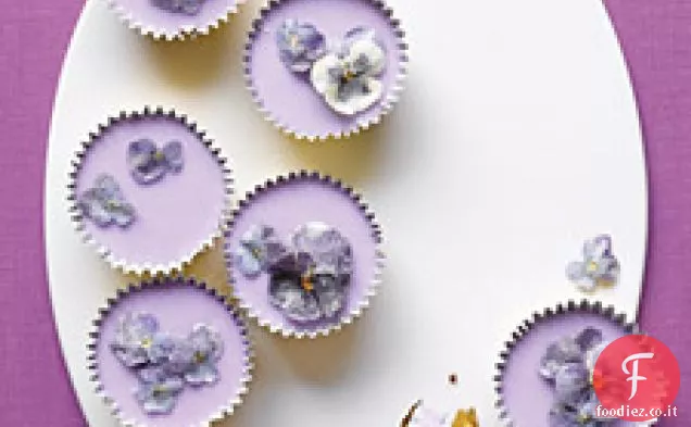 Cupcakes primaverili con fiori zuccherati