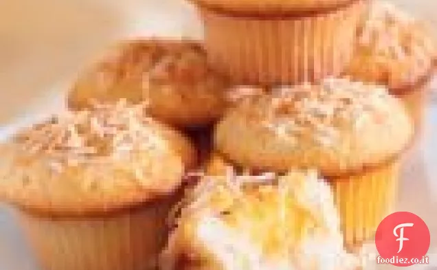 Cupcakes di cocco con ripieno di cagliata di lime