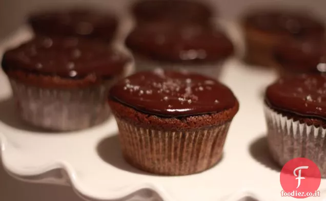 Cupcakes al cioccolato con Ganache salata