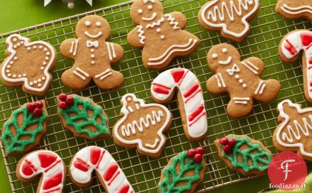 Biscotti di pan di zenzero con glassa reale