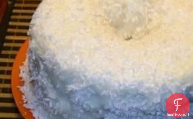 Torta a strati di cocco fresco