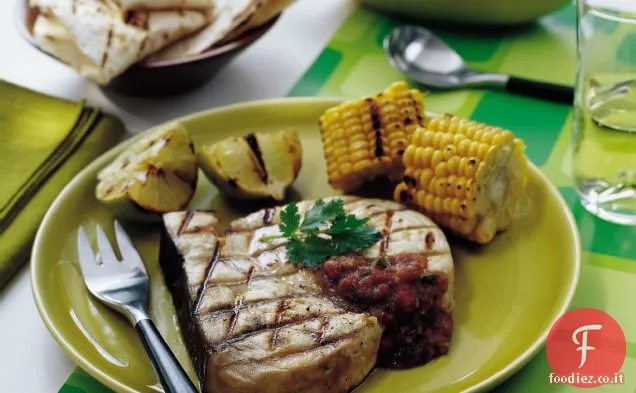 Mesquite Pesce spada alla griglia con salsa di pomodoro carbonizzato
