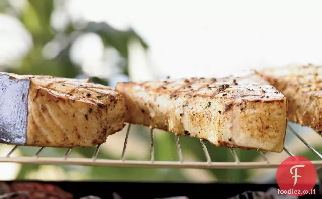 Bistecche di pesce spada con ketchup di pomodoro affumicato