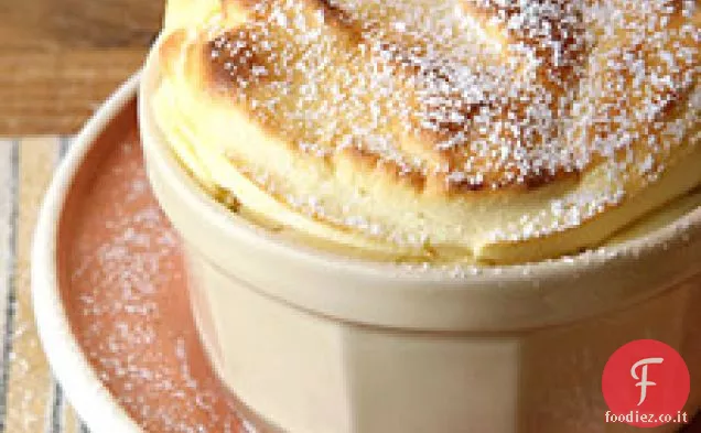 Soufflé al frutto della passione con salsa Pina Colada