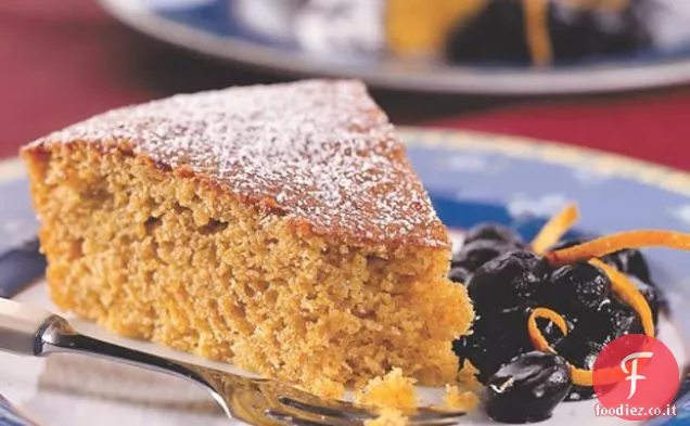Torta di olio d'oliva - farina di mais con salsa di mirtilli e vino rosso