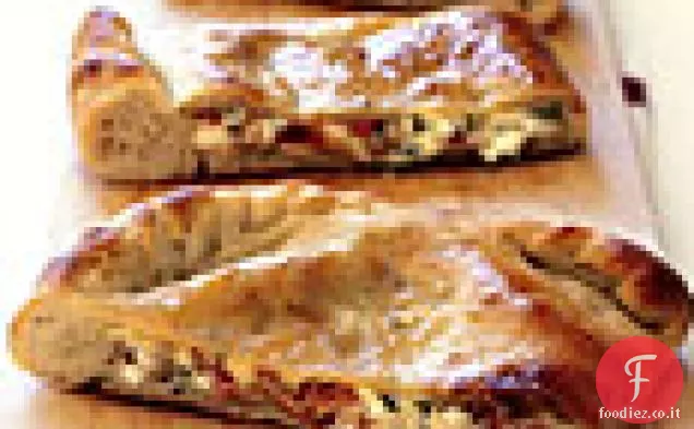 Doppio Formaggio e Prosciutto Calzone