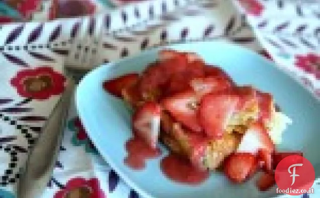 Crema di formaggio-ripieni di limone French Toast con fragole
