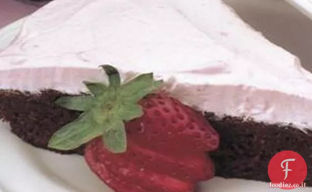 Facile-cuocere Brownie Pie con crema di fragole Topping