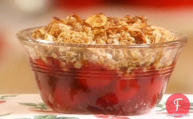 Crumble di ciliegie e mandorle